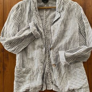 ❌ Sold ❌ Linen Jacket/Blazer with wood buttons